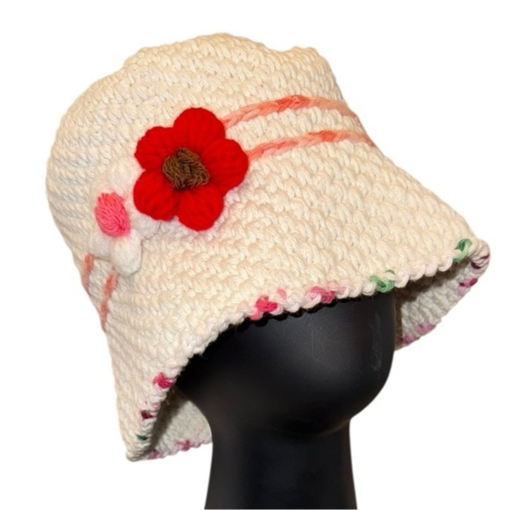 COTTAGECORE GRANNY CORE FLOWER HAT CROCHET / HANDMADE